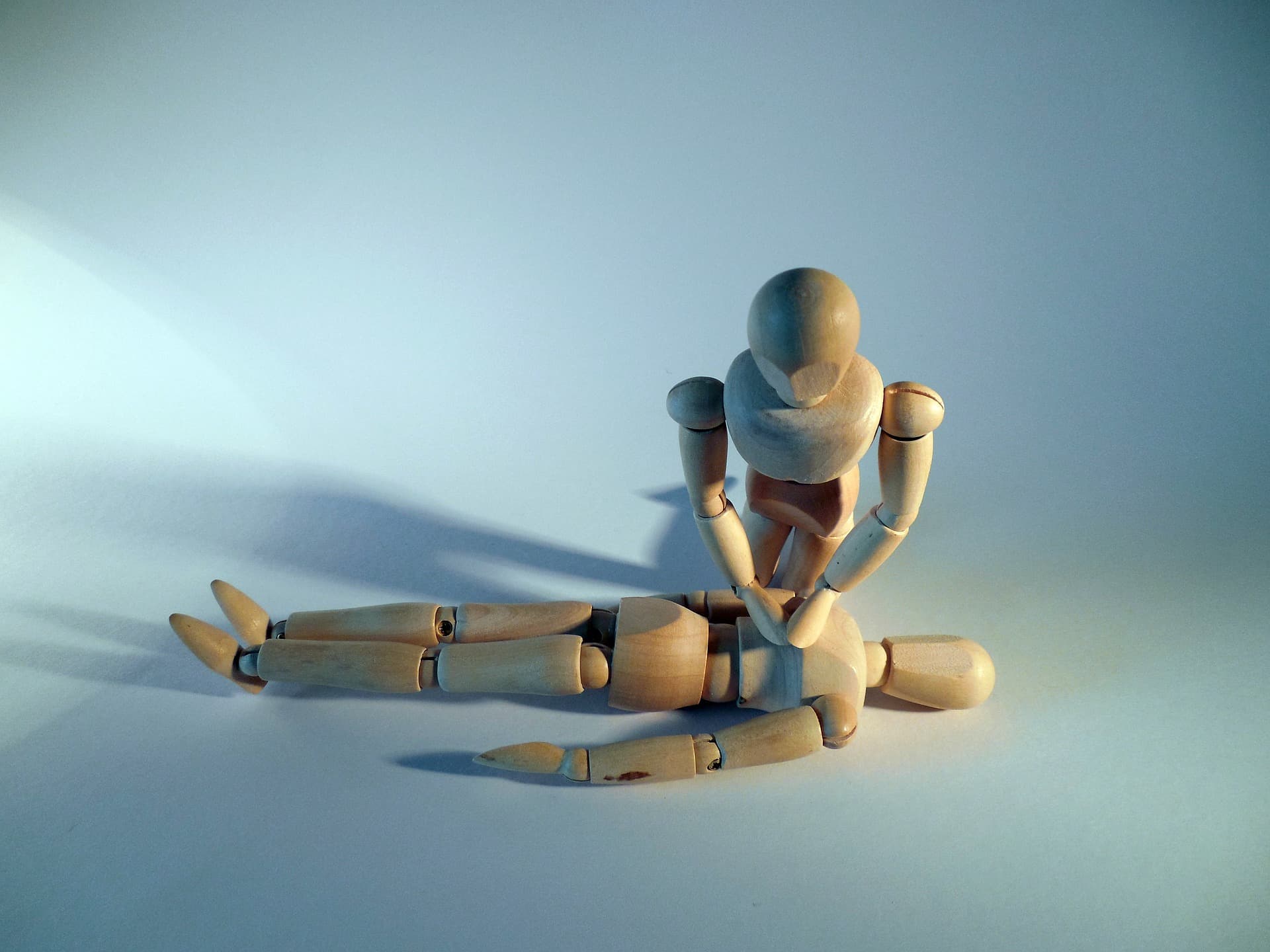 first-aid-850489_1920 cardiac arrest